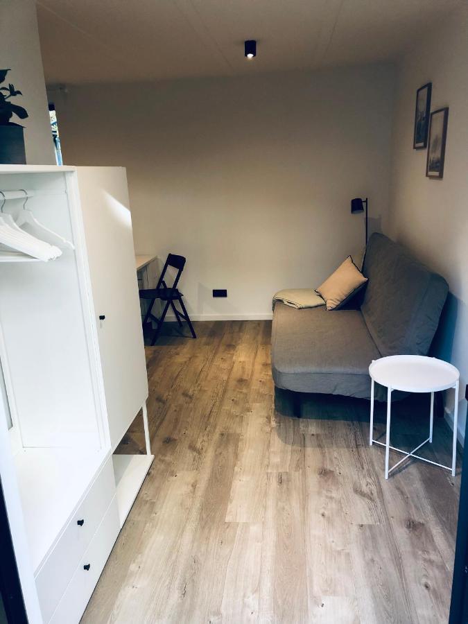 Bezaubernde Gastesuite Mit Terrasse Im Hinterhof Хамбург Екстериор снимка
